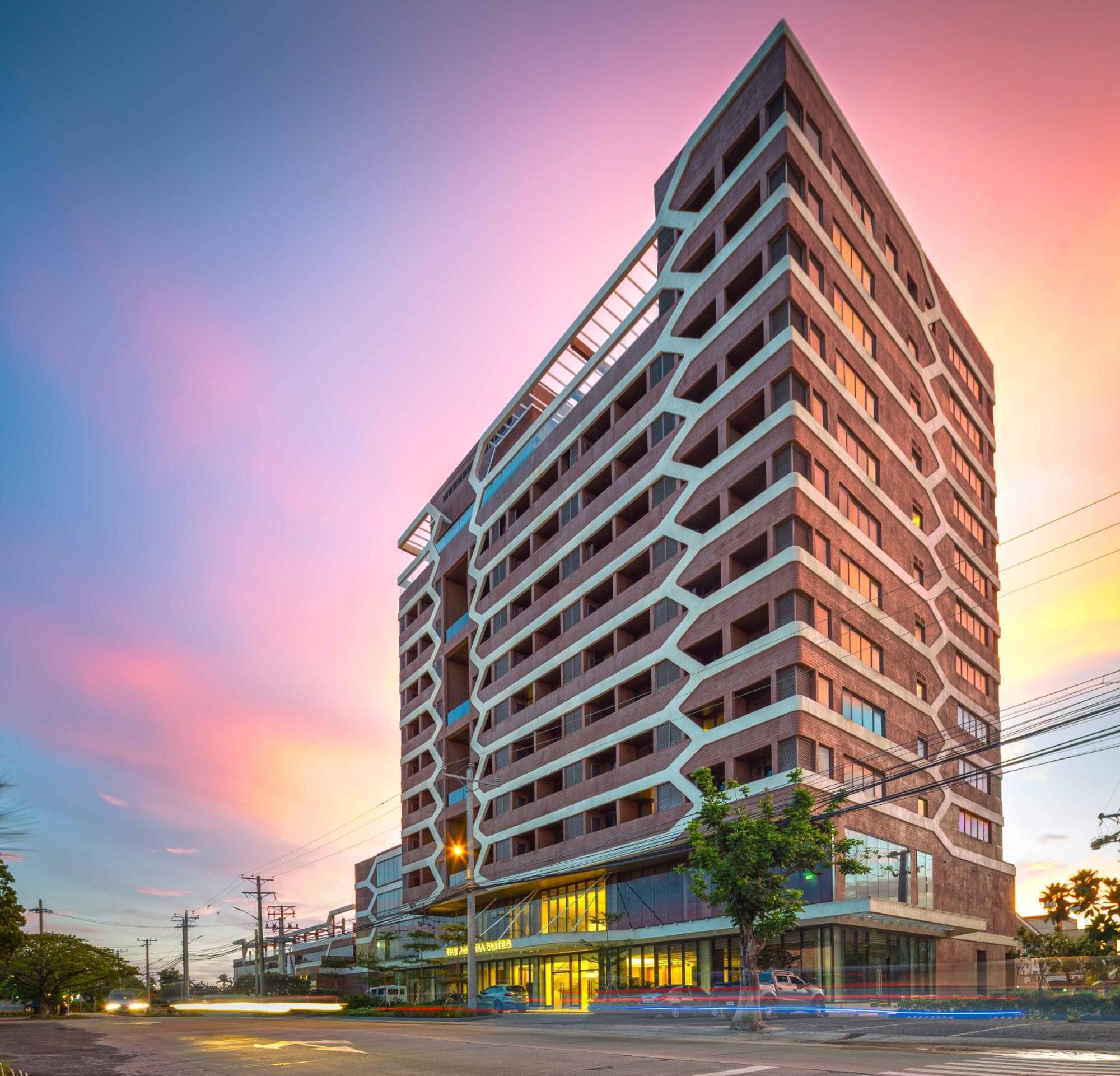 The Aurora Subic Hotel Managed By Hii Olongapo Exterior photo