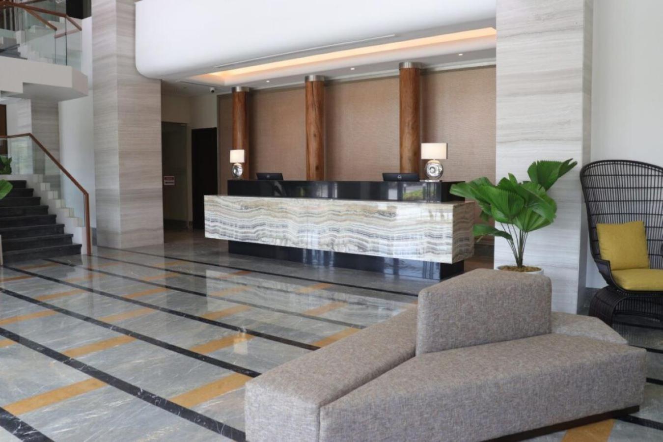 The Aurora Subic Hotel Managed By Hii Olongapo Exterior photo